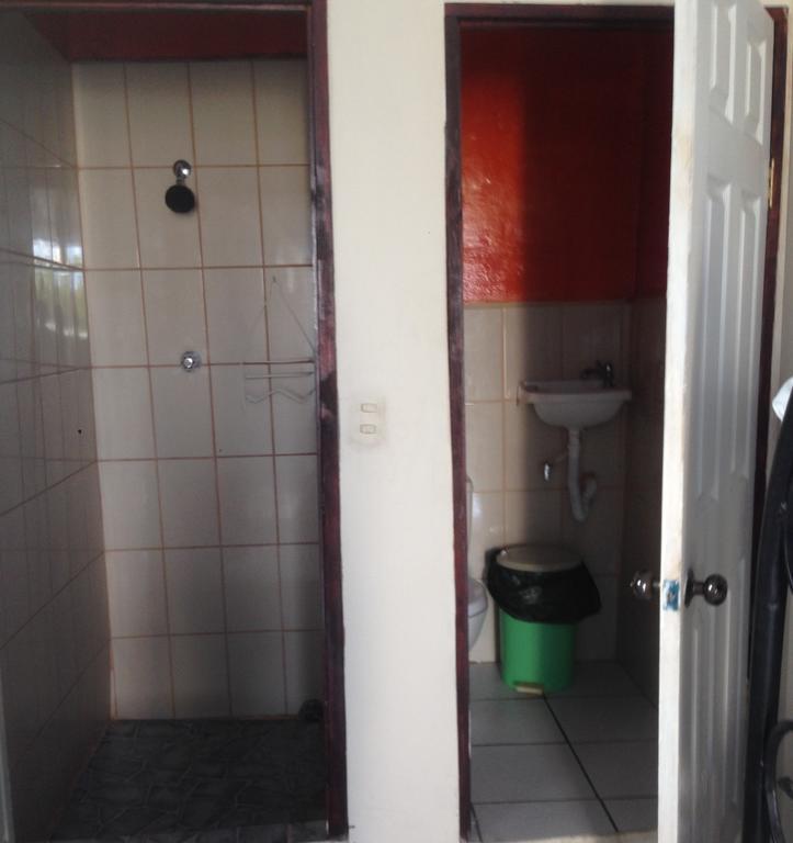 Hostal Brisas Y Olas San Juan del Sur Oda fotoğraf